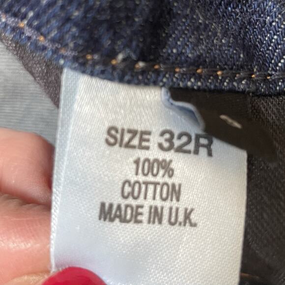 Run & Fly Jeans - Picture 3 of 10